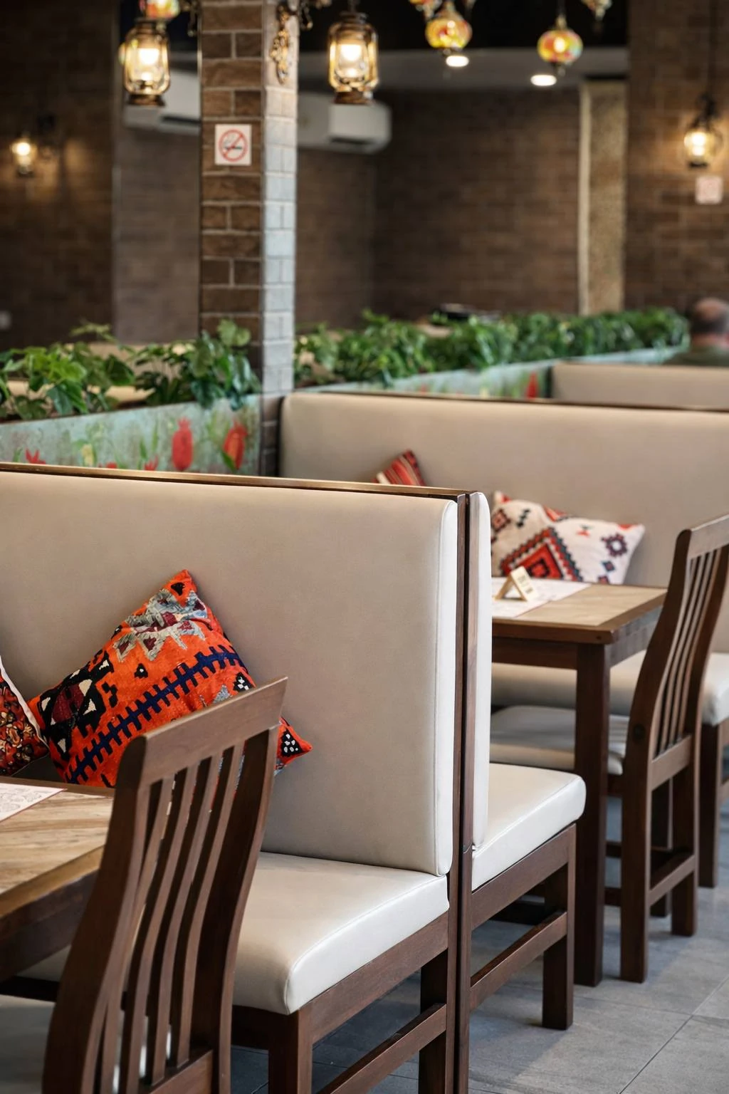 Hottabych restaurant interior